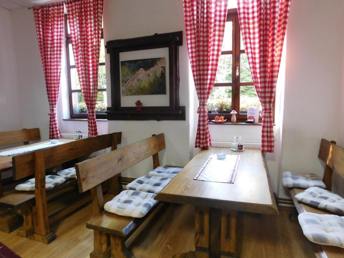 Hostel Baske Ostarije Kültér fotó